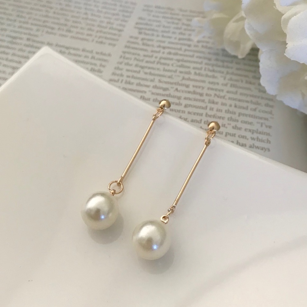 🔴 3/30$ Classic Gold Long Pearl Stud Earrings